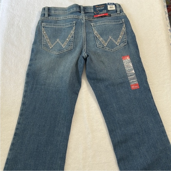 Wrangler 28 / 5 x 36 Jeans Shiloh Scarlett Ultimate Riding Jeans Low-Rise NWT - Picture 2 of 12